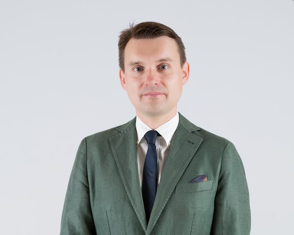 Dr Alexander Lanoszka